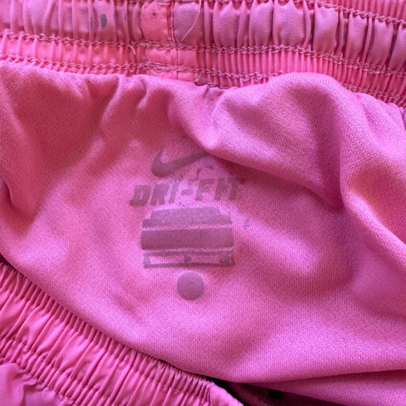 Women’s Nike Dri-fit pink Just Do It lined athletic shorts Medium - Picture 3 of 4